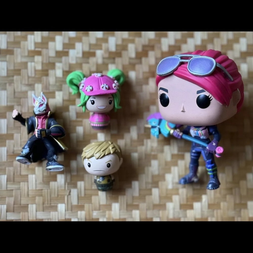 Fortnite Brite Bomber Mini Jonesie Zoey Cat Drift Lot Of 4 Funko Pop (No Box)